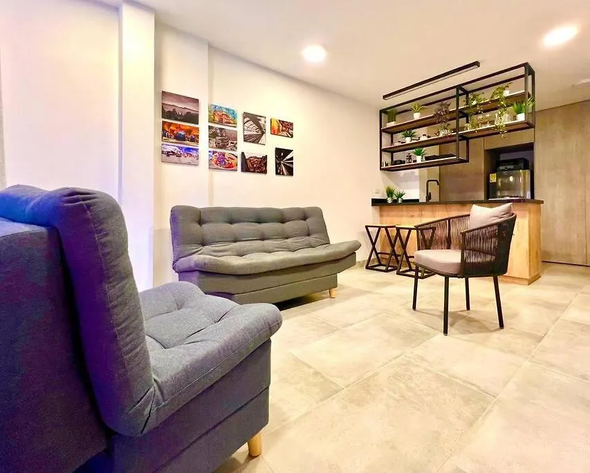 Elegante Apto Completo Cerca Al Metro Viajero Apartment Medellin