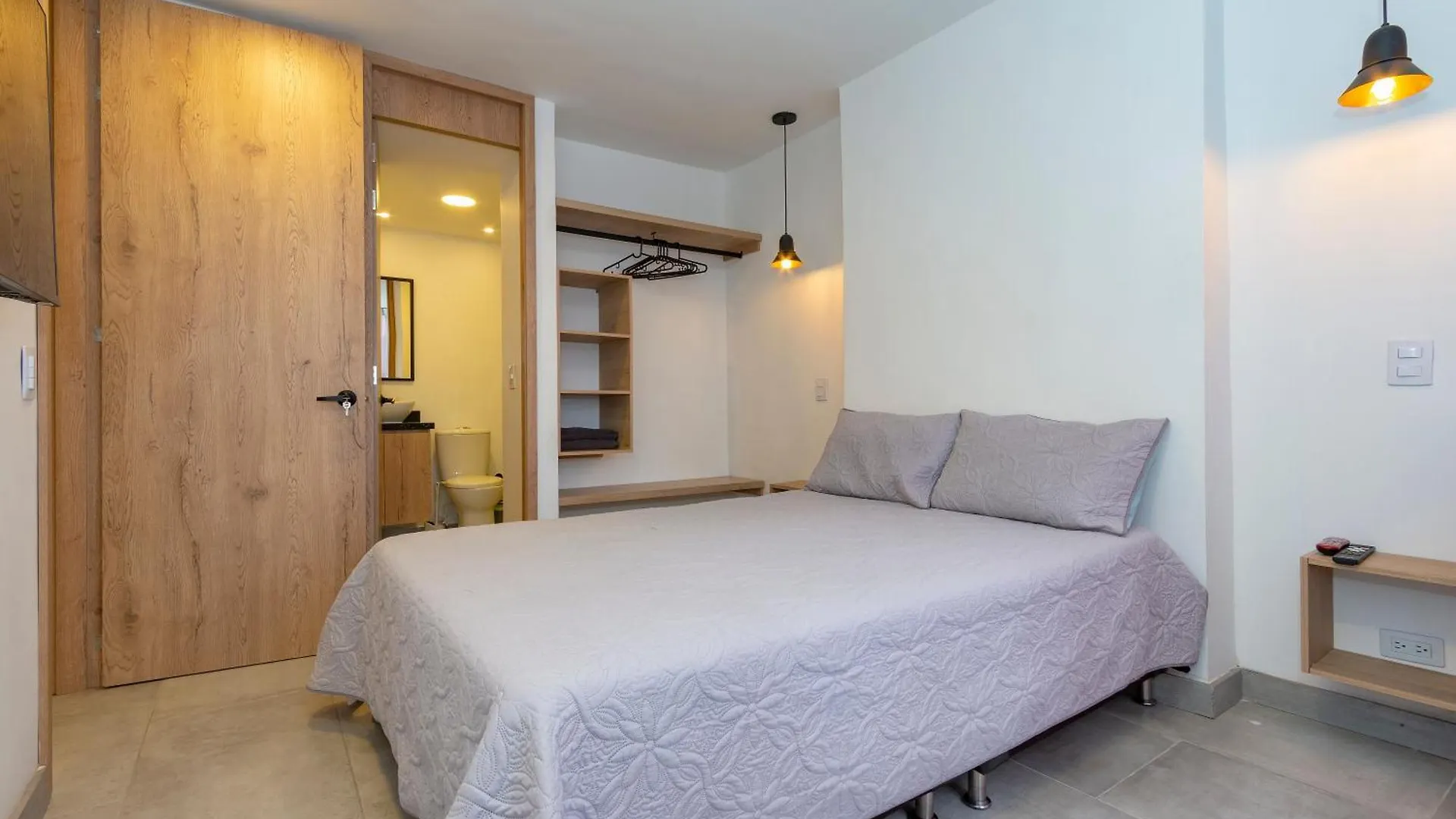 Elegante Apto Completo Cerca Al Metro Viajero Apartment Medellin